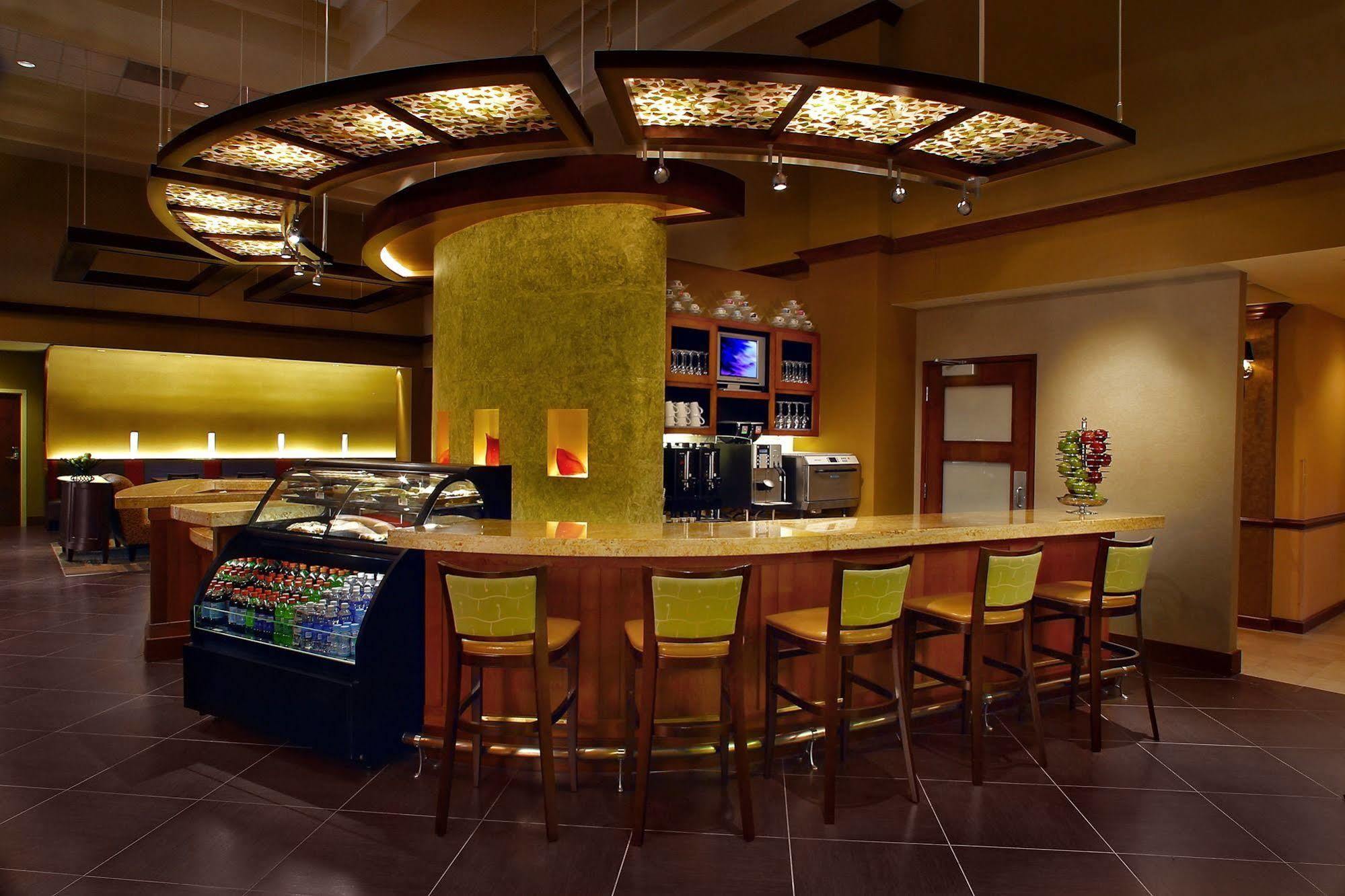 Hyatt Place Memphis Wolfchase Restaurant photo